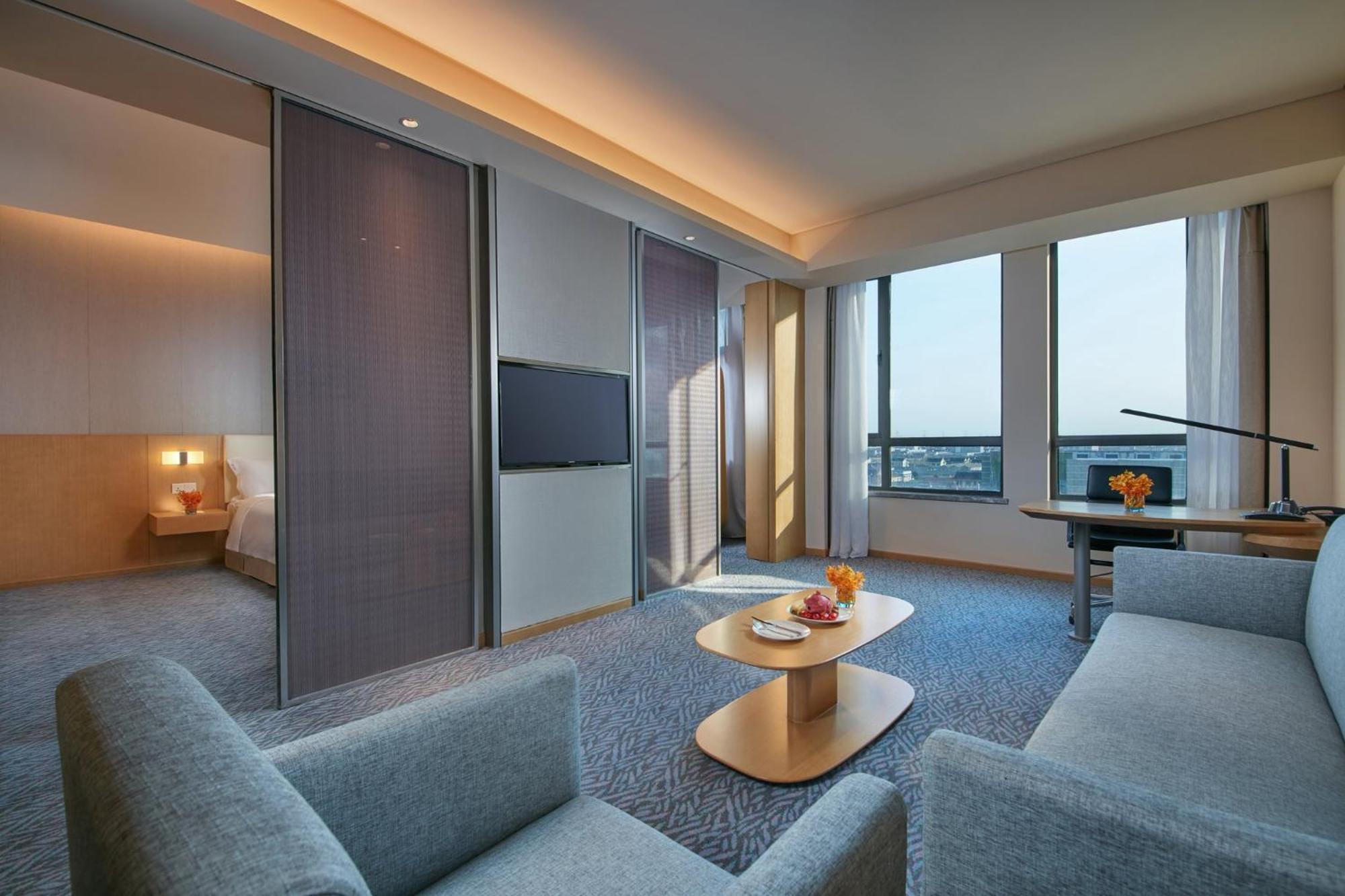 Holiday Inn Express Nantong Textile City By Ihg Екстер'єр фото